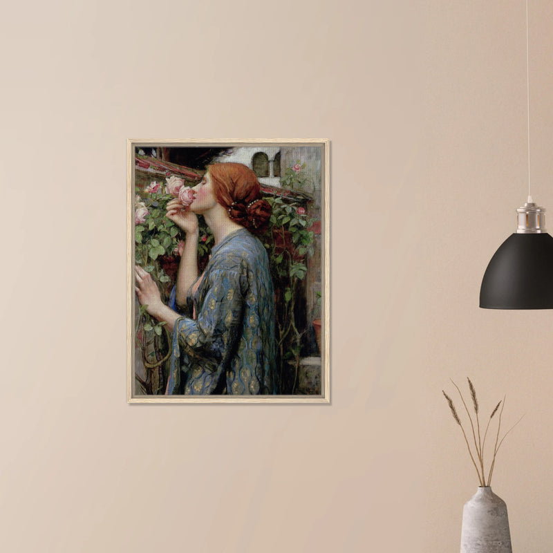 L’Ame de la Rose de John William Waterhouse, oeuvre preraphaelite reproduite sur toile avec cadre en bois clair, pour decoration murale.