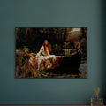 La Dame de Shalott de John William Waterhouse, œuvre préraphaélite reproduite en poster d’art avec cadre noir, pour décoration murale.