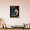 Une Sirene de John William Waterhouse, oeuvre preraphaelite reproduite sur toile avec cadre en bois fonce, pour decoration murale.
