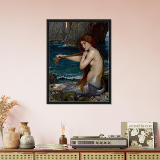 Une Sirene de John William Waterhouse, oeuvre preraphaelite reproduite sur toile avec cadre noir, pour decoration murale.